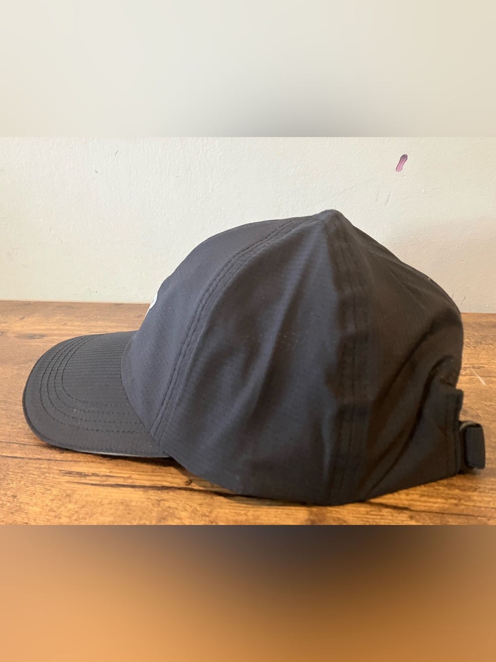 New balance hat - Picture 3 of 6